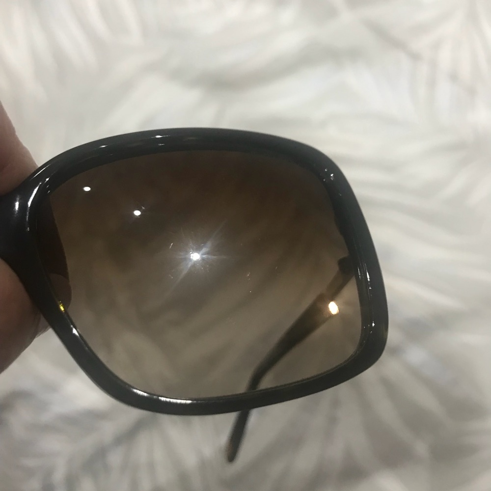 Authentic Tiffany &Co sunglasses - Picture 3 of 4